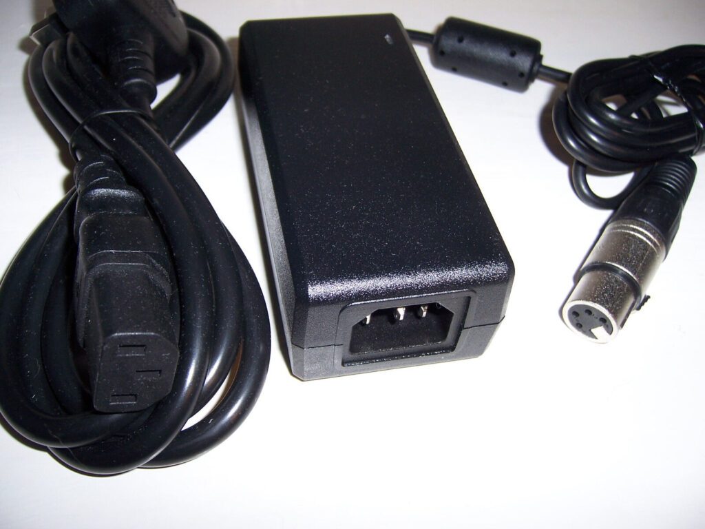 DC Power adapter  16.8V 8A XLR for Soonwell 